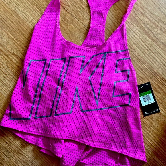 Nike tank - Picture 1 of 3
